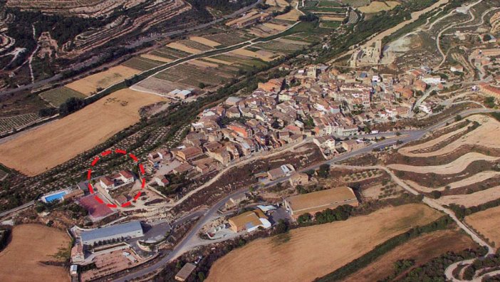 Vista aèria de Ciutadilla amb la caserna encerclada