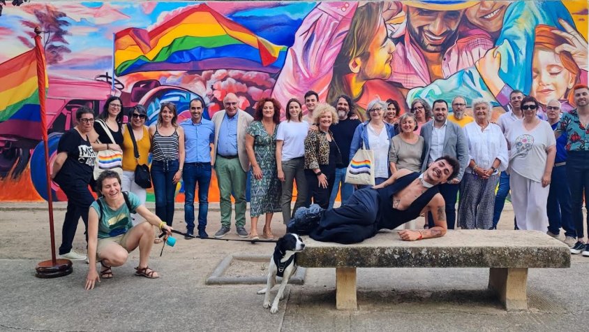 La inauguració del mural