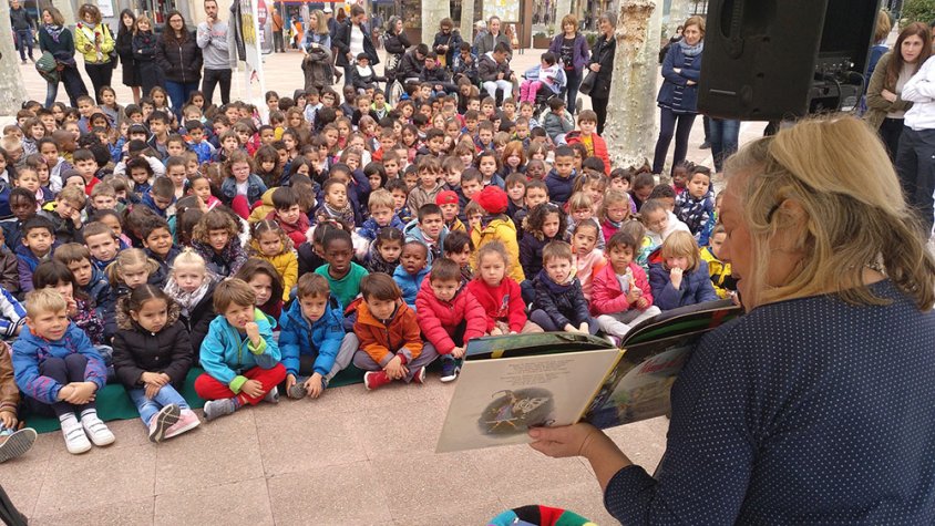 Imatge del conta-contes organitzat per la Biblioteca Comarcal