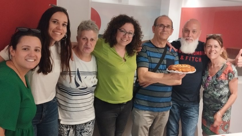 Membres del SRC Tàrrega i Grup Alba a Ràdio Tàrrega