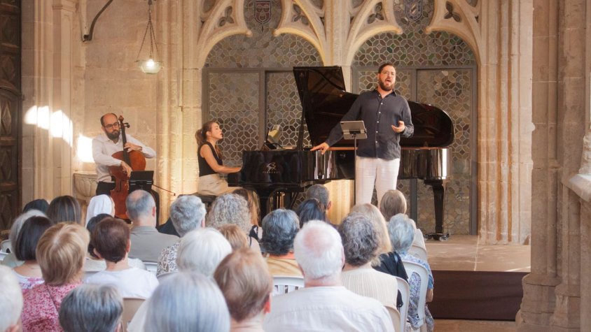 El baríton Ferran Albrich, el violoncel·lista Oriol Prat i la pianista Victoria Guerrero amb 'L’únic cant d’ocell que podria ser Schubert'