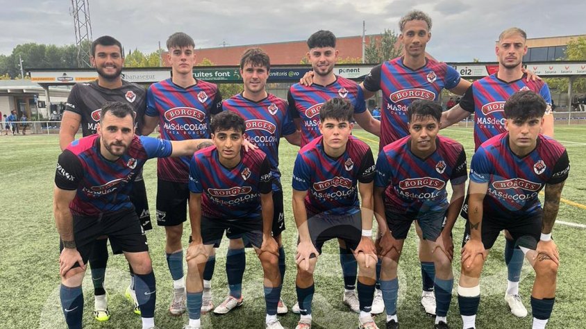 L'equip titular que va disputar el partit dissabte passat