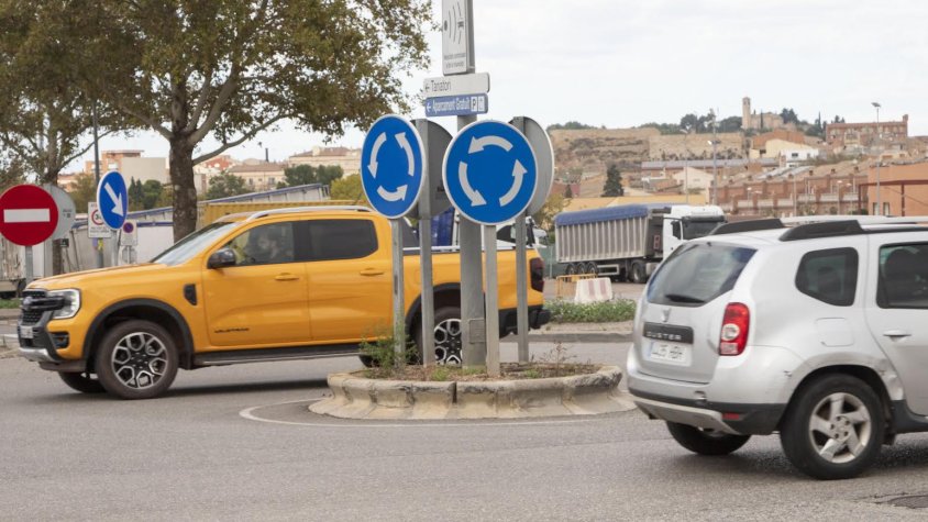 La rotonda entre les avingudes de Tarragona i Josep Tarradellas