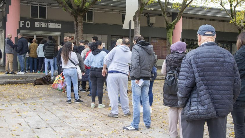 Cues per recollir el material a l’Espai MerCAT