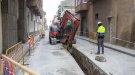 El carrer de Raimond de Tàrrega, tallat al trànsit per les obres de reforma
