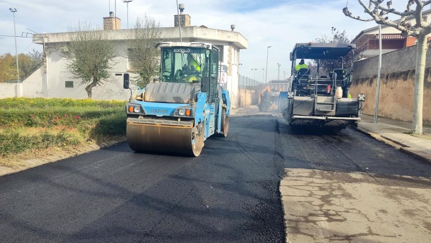 Treballs d'asfaltatge, avui a Tàrrega
