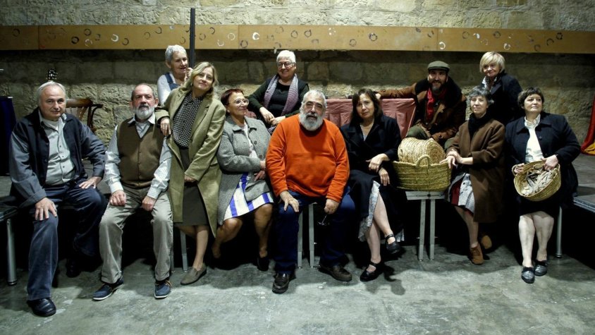 L’elenc d’actors i actrius, amb el director, Jaume Jovells, de ‘Bombardeig. Bellpuig, 1939’.