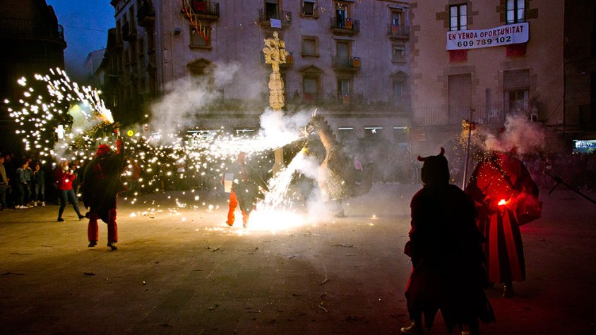 El drac de BAT va ser protagonista del correfoc de diumenge