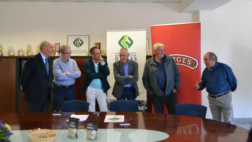 L'acord entre Borges i la Cooperativa d'Ivars es va formalitzar ahir