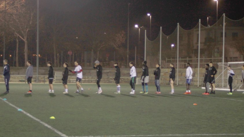 Un entrenament del CF Ondara amb joves de la fundació Mercè Fontanilles