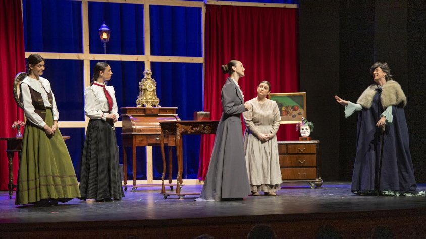 El grup Tàndem de Santa Perpètua de Mogoda va escenificar 'La criada de dos mestresses'