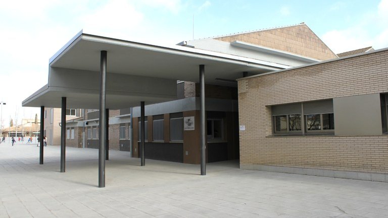 Imatge d'arxiu de l'escola Àngel Guimerà