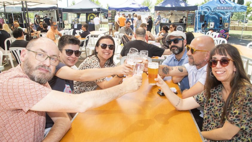 Visitants a la fira aquest migdia