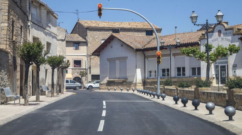 La carretera amb el nou paviment