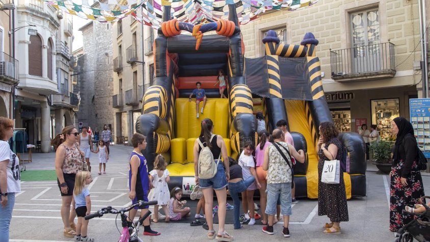 Un tobogan inflable al Laberint