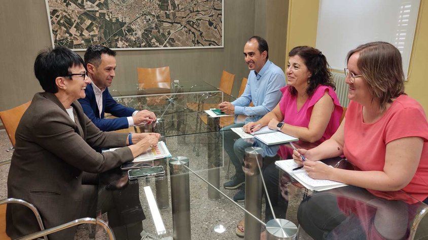 Reunió de treball celebrada a la Casa Consistorial de Tàrrega en matèria d'educació