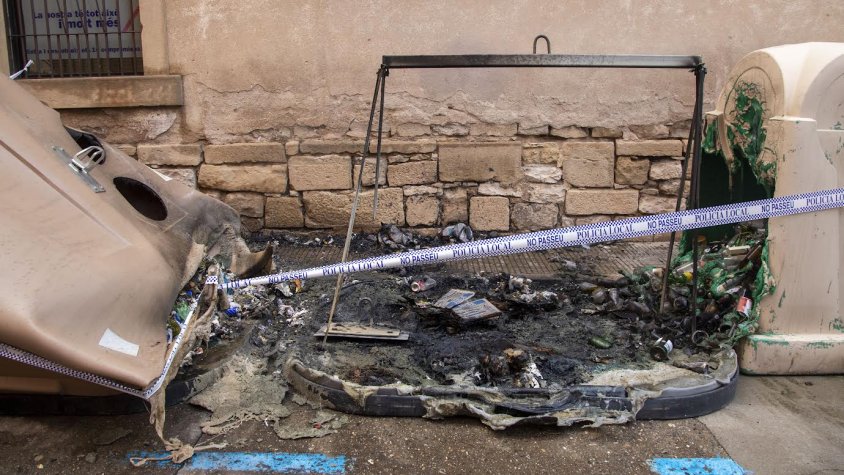 Imatge dels contenidors cremats