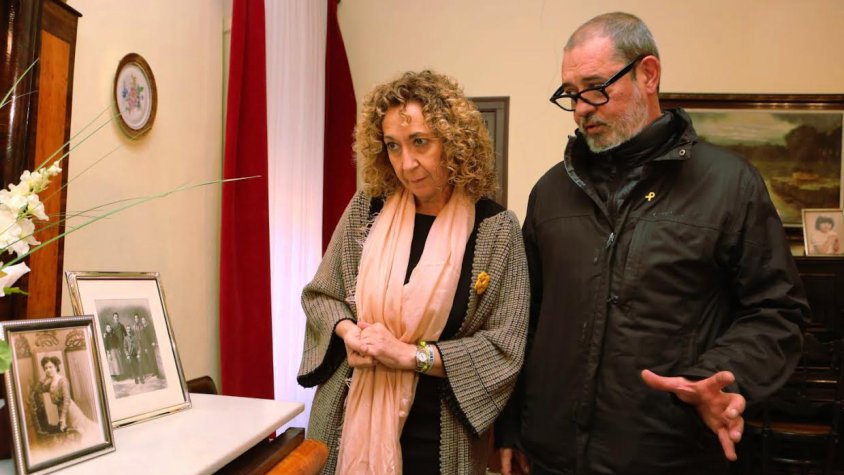 Pep Companys en una imatge del 2018 amb la llavors consellera Ester Capella a la casa natal del president