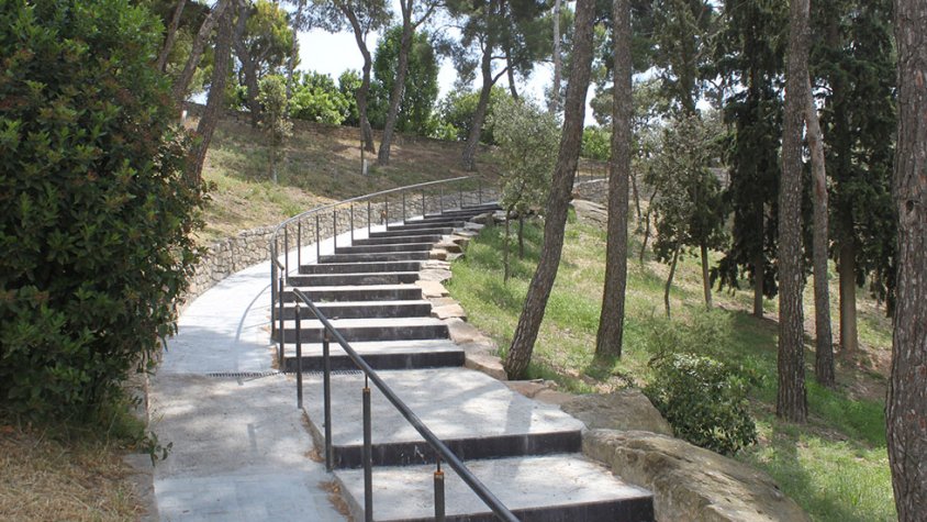 Imatge de la nova escalinata del parc