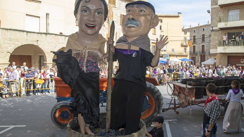 Els capgrossos de la gitana i el firaire es van estrenar com a piadors