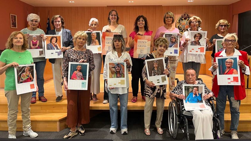 Presentació del calendari amb les dotze participants