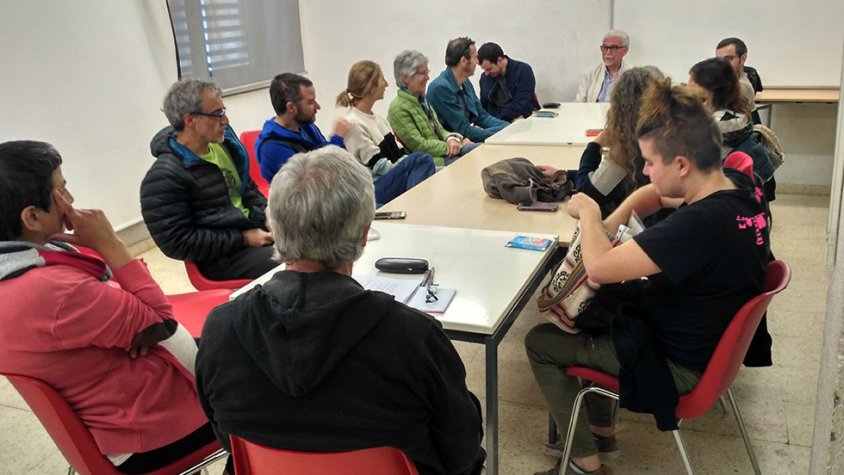 imatge de l'assemblea de la CUP per valorar els resultats electorals