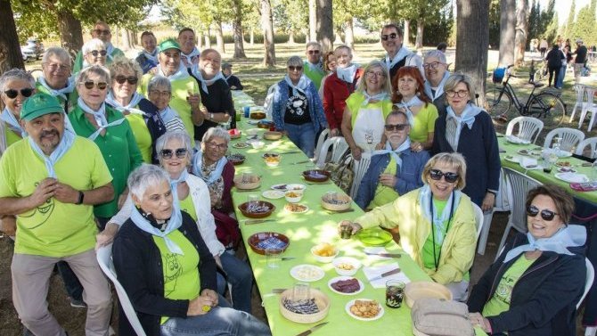 La colla Xurrupa Llànties és la més nombrosa i hi participa des de la primera edició