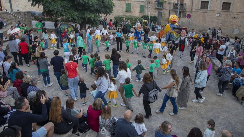 Taller de danses tradicionals amb l'Esbart Albada