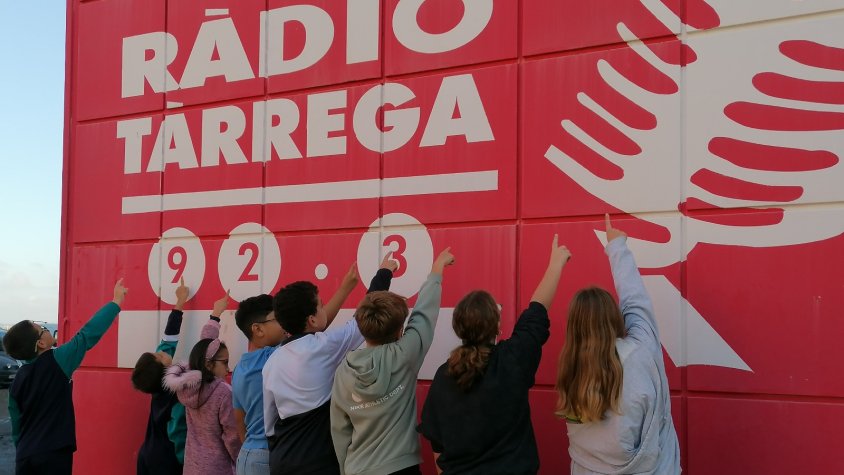 Alumnat a Ràdio Tàrrega