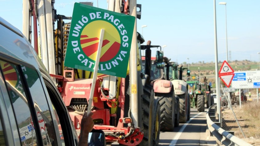 Imatge d'arxiu d'una tractorada del sindicat a la Segarra