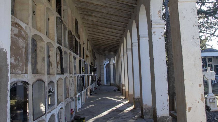 Vista de la part del cementiri en la qual s’actuarà