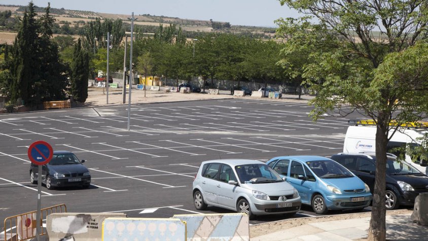 L’aparcament gratuït de l’avinguda Onze de Setembre compta ara amb 220 places