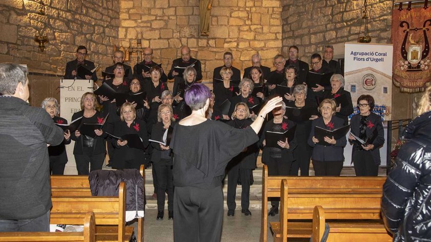 El concert inaugural va culminar amb la interpretació conjunta de tres cançons