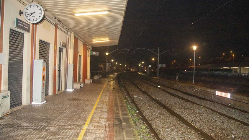 Imatge de l'estació de tren de Tàrrega buida