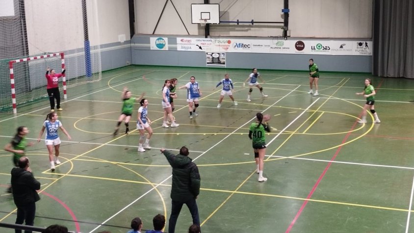 Un moment del partit del Sènior