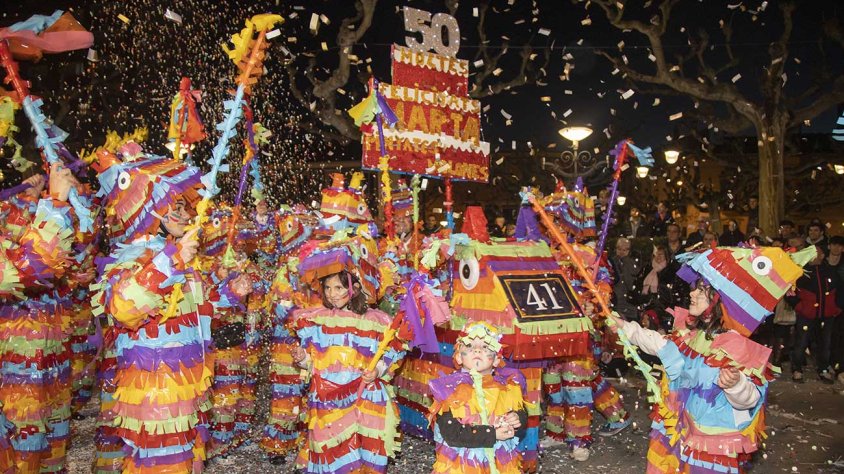 L'espectacular i multitudinària rua del Carnestoltes 2026