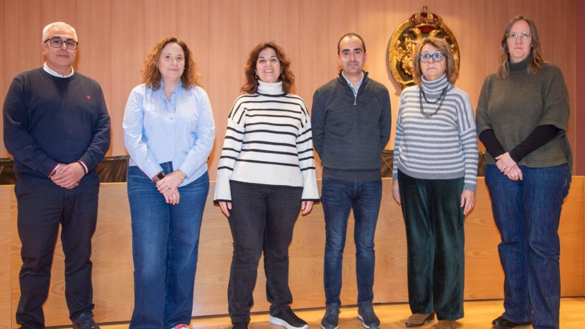 L'alcaldessa de Tàrrega ha anunciat la qüestió de confiança acompanyada dels regidors de govern, d'ERC i el PSC