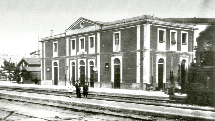 Estació de tren de Tàrrega cap als anys vint