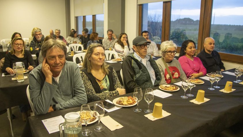 Alguns dels assistents al tast dirigit