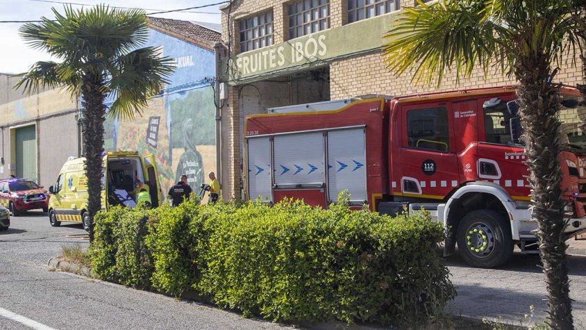Fins al lloc es van desplaçar Bombers, SEM i Mossos