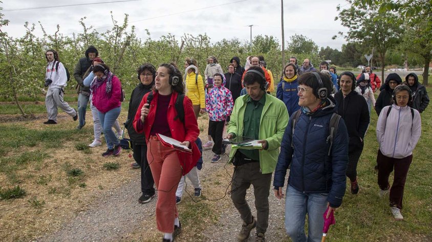 Unes 150 persones van participar en la iniciativa ‘L’Urgell, un passeig entre fruiters’