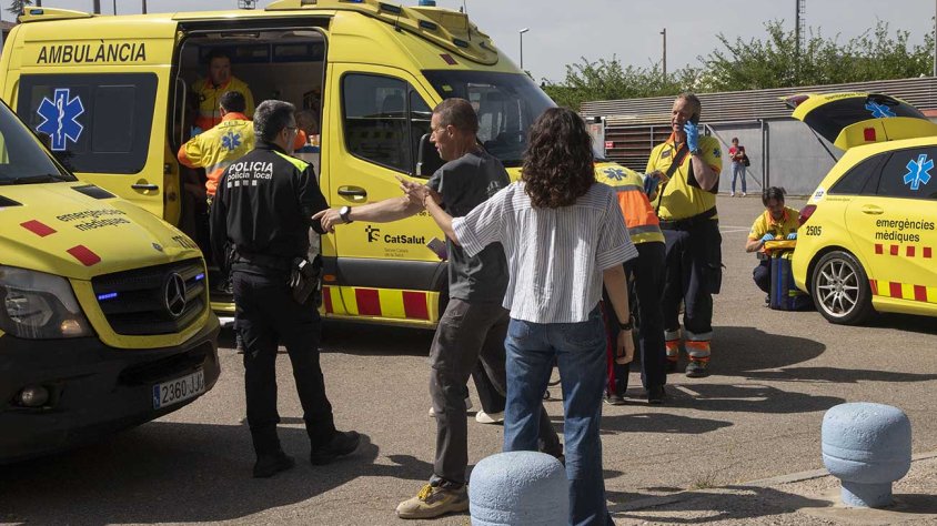 Serveis d'emergència treballant al lloc