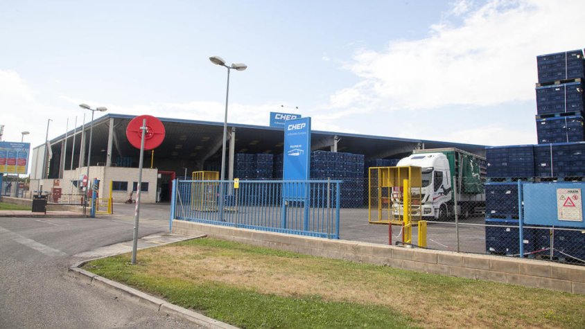 L'accident es va produir minuts abans de les tres de la tarda a l'empresa de palets Chep de Bellpuig