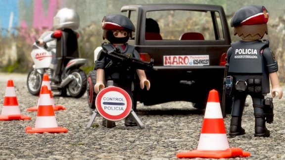 Clicks simulant els Mossos d'Esquadra