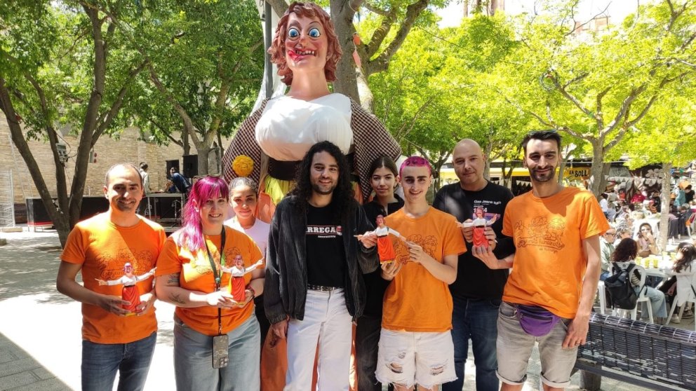 La Mamellona en miniatura arriba per la Festa Major de Maig a Tàrrega