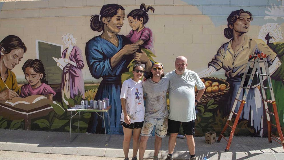 Un mural visibilitza les dones anònimes a Tornabous
