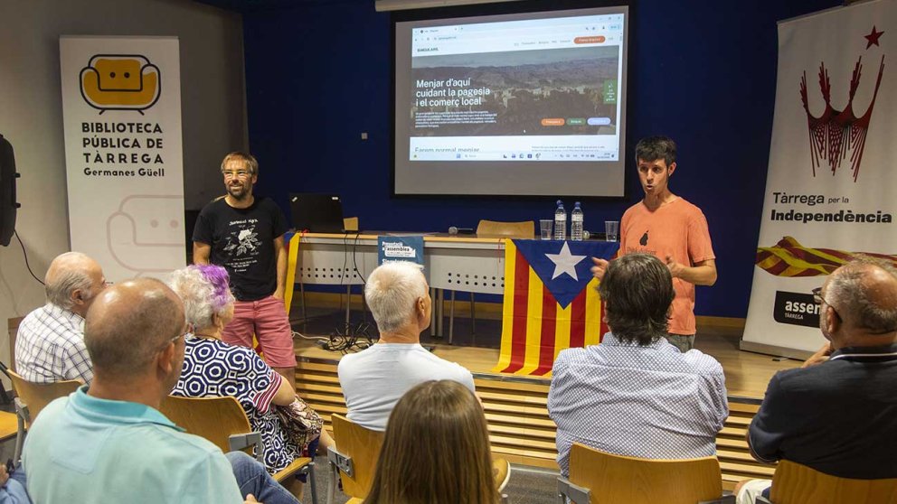 Singulars atansarà 5.000 productes de proximitat a 400 botigues