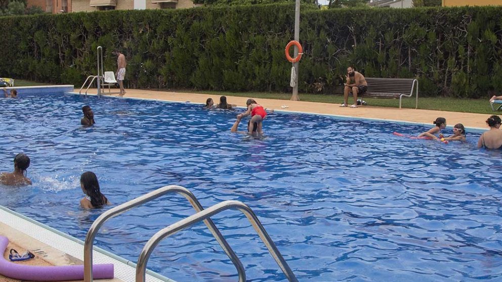 Agramunt apel·la a la supervisió dels menors a les piscines
