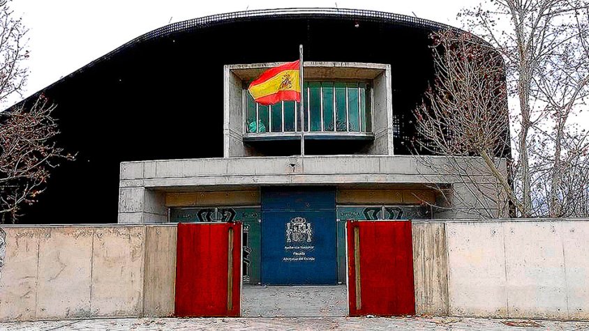 Deneguen la nacionalitat a una veïna de Tàrrega per no saber res del país